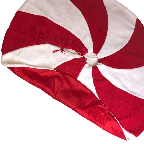 New NWT Candy Cane Stripe Tree Skirt, Sherpa Fleece, Red /  White 48" Diameter - Picture 3 of 8